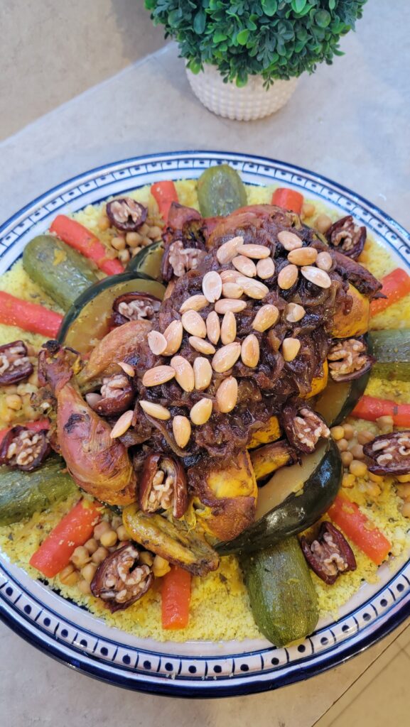 Couscous Royal à la Tfaya : L'Équilibre Parfait entre Douceur et Tradition